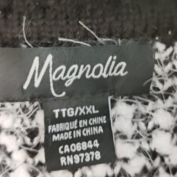 Magnolia, Soft Knit Sweater Jacket with 2 leather closures. Black & White. XXL - Picture 8 of 9
